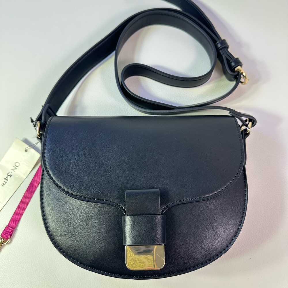 NEW Women’s On 34th  Holmme Saddle Crossbody Bag in Black